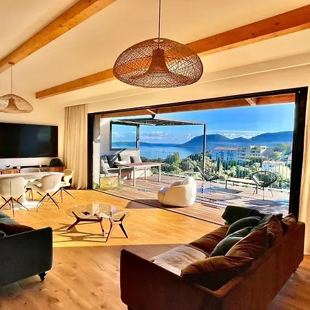 Apartment Magnifique Duplex 220m2, Classe 5 Etoiles, Rooftop, Jacuzzi, Vue Mer Et Bastion Centre Ville *